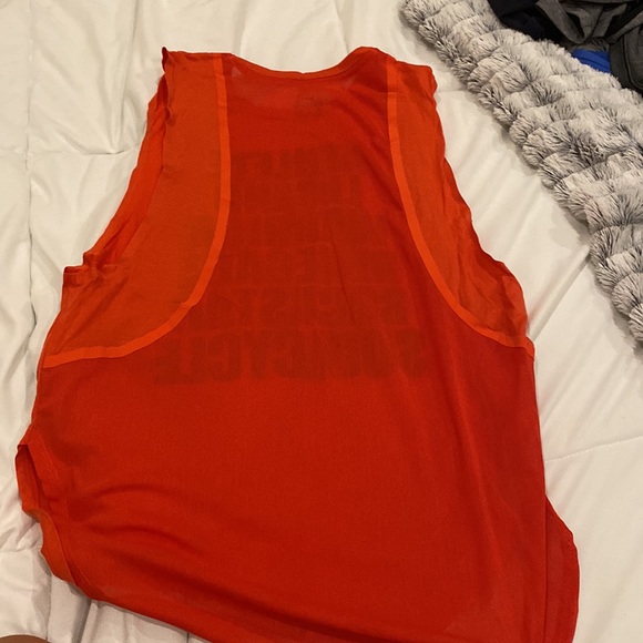 Nike soul cycle shirt - Picture 2 of 2